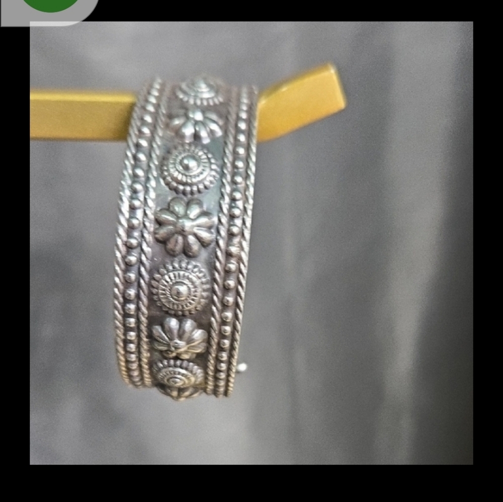 Silver Floral Bracelet